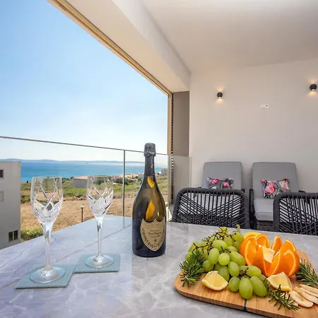 Seaside Haven Апартаменти